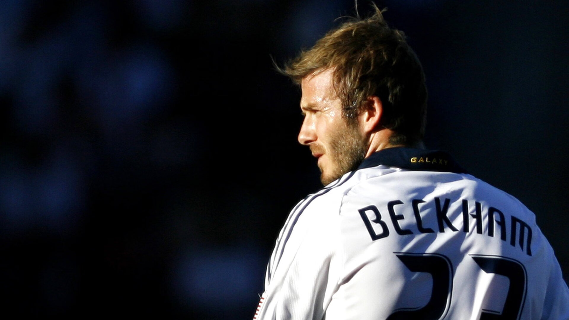 Ming迎来十赛季高光表现，塞尔维亚队球迷沸腾！